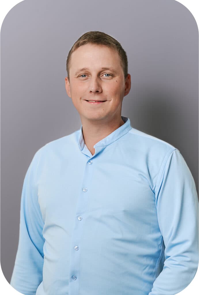 Никита Иванов